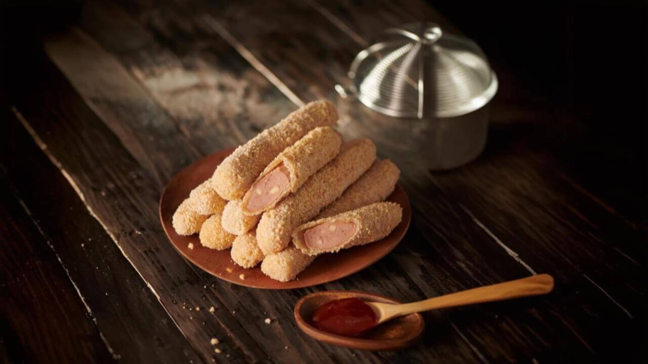 Jumbo Sausage by Alis Fried Chicken